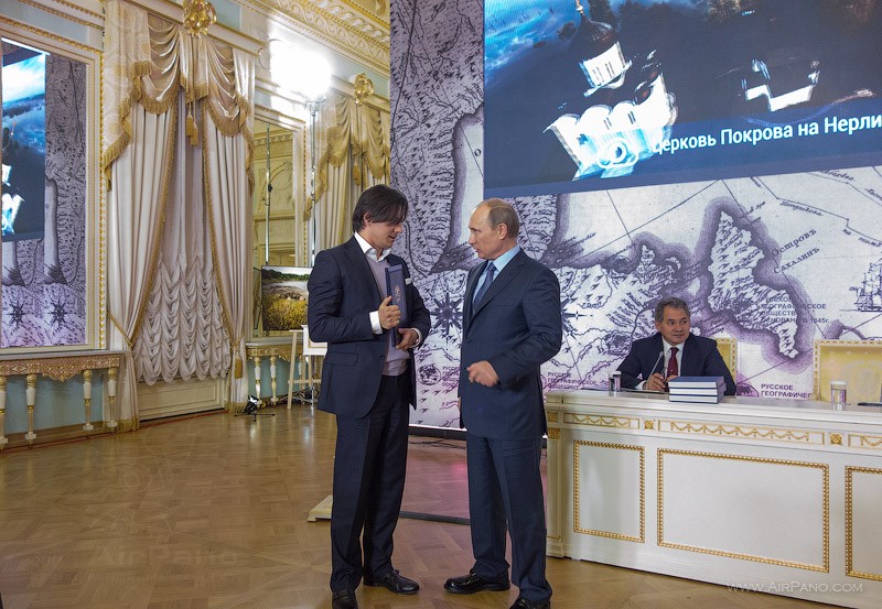  President V. V. Putin handed Sergei Semenov, the representative of AirPano team, the Grant Certificate