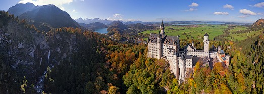 Visita virtual sobre el Castillo de Neuschwanstein, Alemania - AirPano.com • Grado Panorama 360 Aerial • 3D Virtual Tours en el Mundo