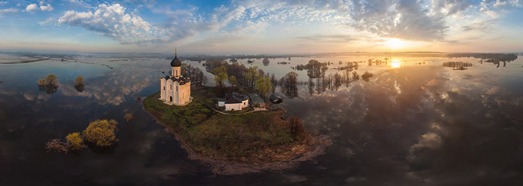 Iglesia de la Intercesión de la Virgen en el río Nerl, Rusia - AirPano.com • Grado Panorama 360 Aerial • 3D Virtual Tours en el Mundo