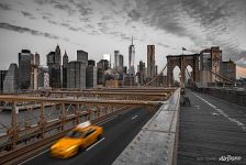 Taxi on the Brooklyn Bridge