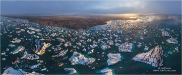 Jokulsarlon glacial lagoon, Iceland