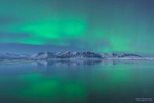 Aurora above the Jökulsárlón lagoon