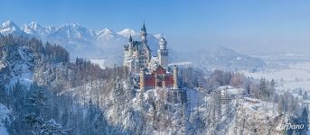 Neuschwanstein Castle in winter, Germany