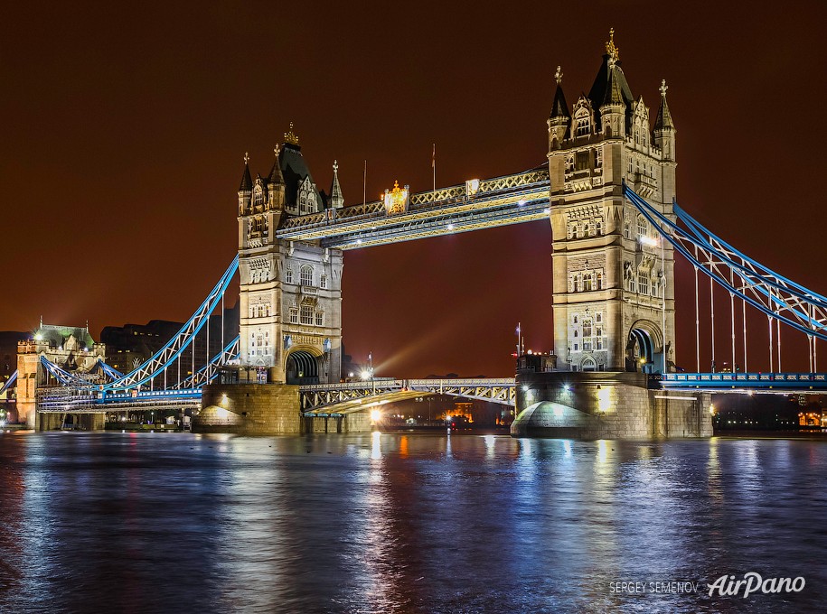 Tower bridge. London, United Kingdom