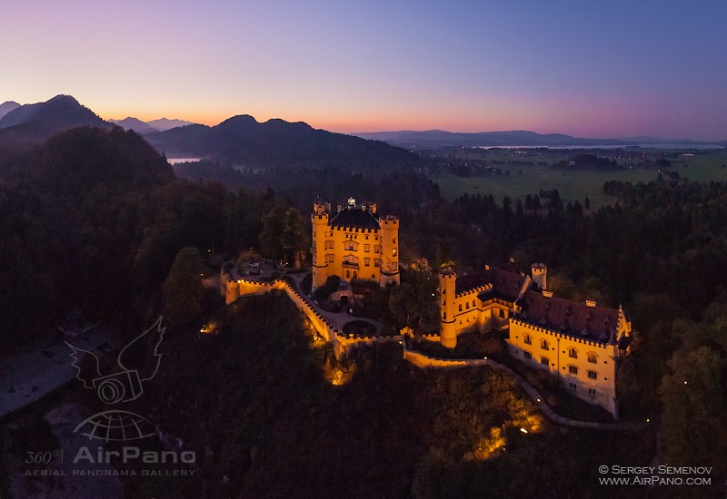 Hohenschwangau Castle at night