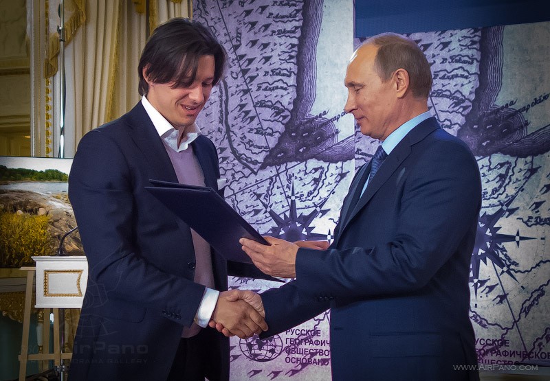  President V. V. Putin handed Sergei Semenov, the representative of AirPano team, the Grant Certificate