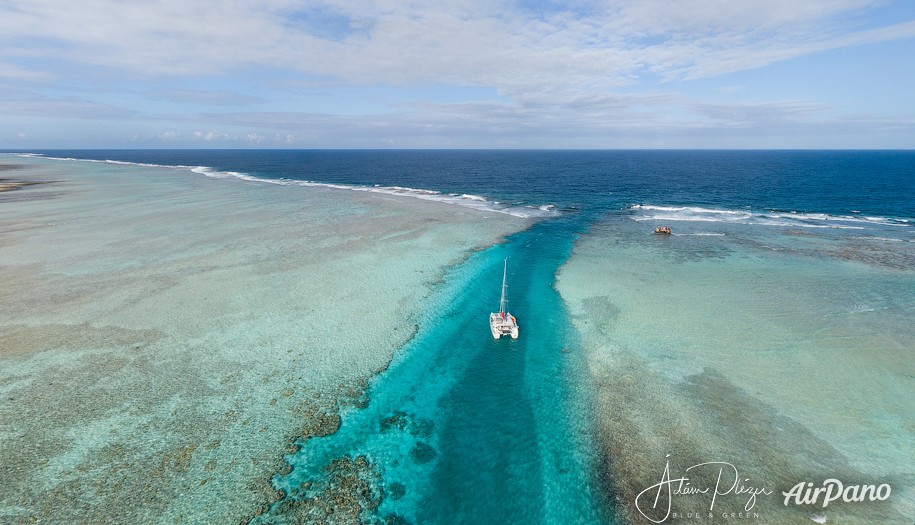 Blind Channel. Caroline Atoll. Kiribati