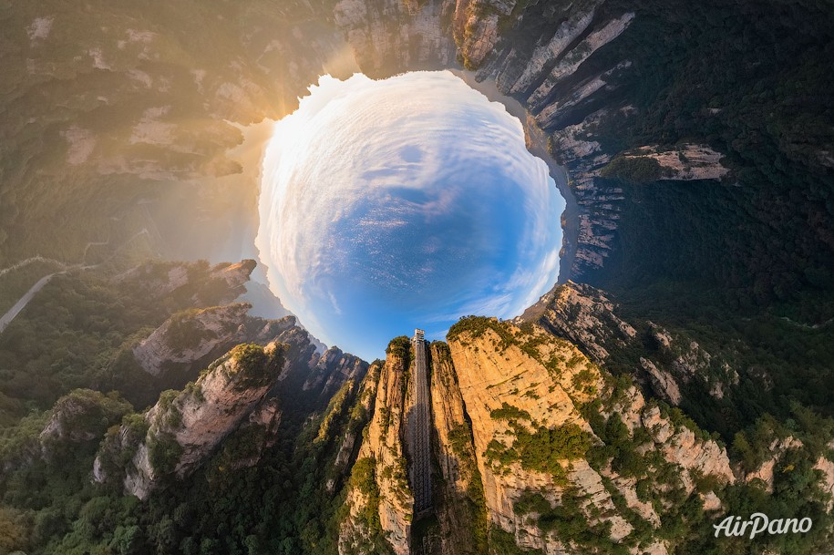 Zhangjiajie National Forest Park (Avatar Mountain), China