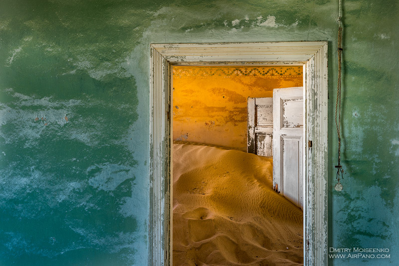 Kolmanskop Ghost Town, Namibia