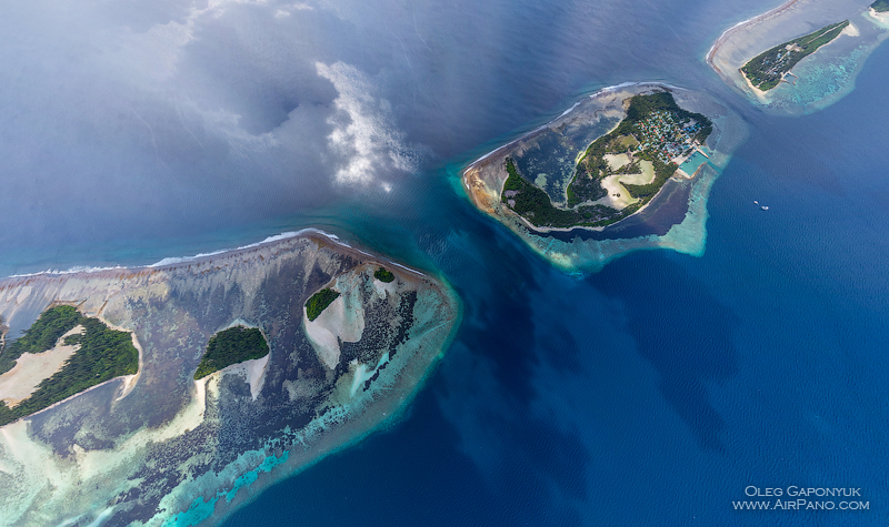 Southern Maldives. Near Maabaidhoo Island