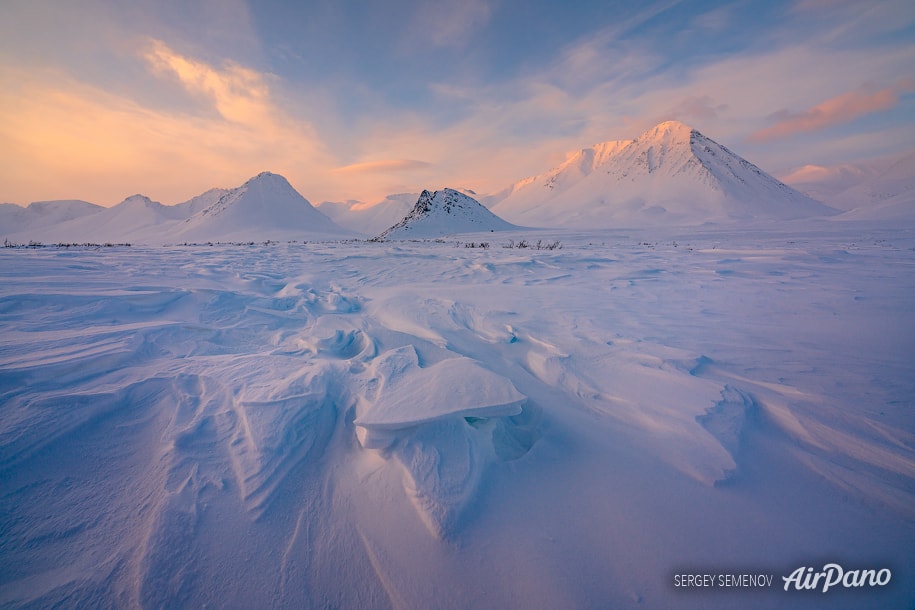 Snow forms