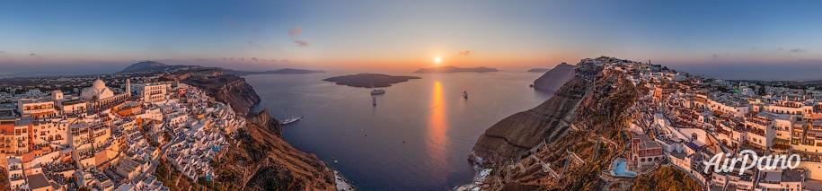 Fira, Santorini, Greece