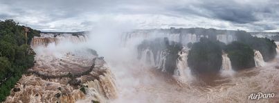 Waterfalls at the Brazilian side in the cloudy day