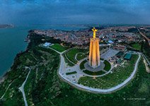 Christ the King (Cristo Rei) Christ the King (Cristo Rei)