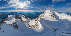 Above the Mont Maudit. Panorama