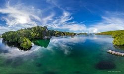 Rocks of the Raja Ampat archipelago #1