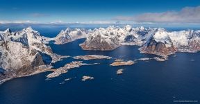 Reine, Lofoten, Norway Reine, Lofoten, Norway
