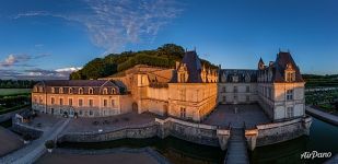 Château de Villandry at sunset Château de Villandry at sunset