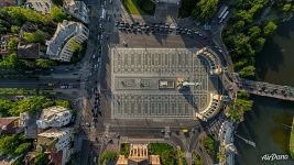 Above the Hősök tere (Heroes’ Square)