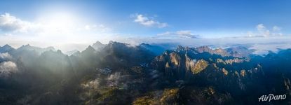 Clouds above Huangshan mountains Clouds above Huangshan mountains
