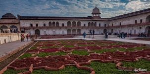 Anguri Bagh (Grape Garden)