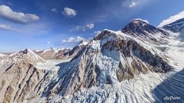 Everest. Khumbu Icefall