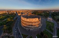 Roman Colosseum, Italy Roman Colosseum, Italy