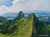 Mount Otemanu and Mount Pahia, Bora Bora Mount Otemanu and Mount Pahia, Bora Bora