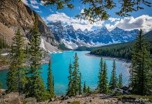 Moraine Lake, Canada Moraine Lake, Canada