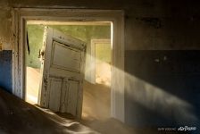 Sand and time do not spare buildings Sand and time do not spare buildings
