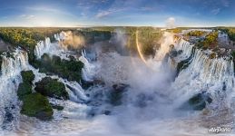 Iguassu falls, Argentina-Brazil Iguassu falls, Argentina-Brazil