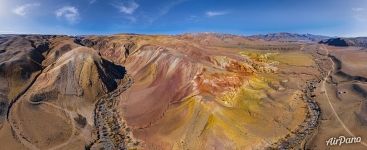 Russia, Colorful Mountains of Kyzyl-Chin (Mars). Altai