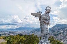 Virgen del Panecillo in Quito