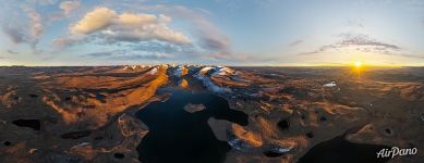 Kindyktul Lake and Chikhachev Ridge