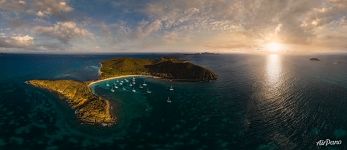 Mayreau Island, Carnash Bay. Panorama Mayreau Island, Carnash Bay. Panorama