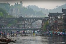 In Fenghuang