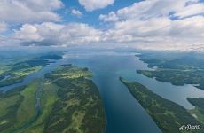 Kronotskoye Lake. Above Uzon Bay