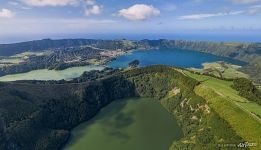 Above Lagoa de Santiago Above Lagoa de Santiago