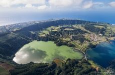 Lagoa das Sete Cidades twin lake Lagoa das Sete Cidades twin lake