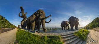 Sculptures of mammoths in Archeopark
