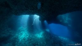 Diving in Blue holes