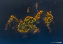 Autumn islands of Lake Onega