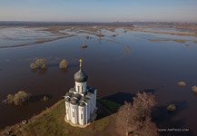 Church on the Nerl River #16
