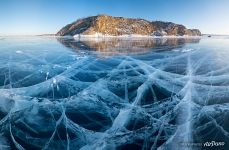 Clear ice at Budun cape
