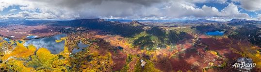 Panorama of Uzon caldera from above