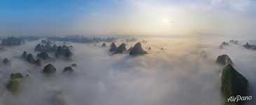 Coulds above Guilin