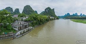 Li River in Yangshuo Li River in Yangshuo